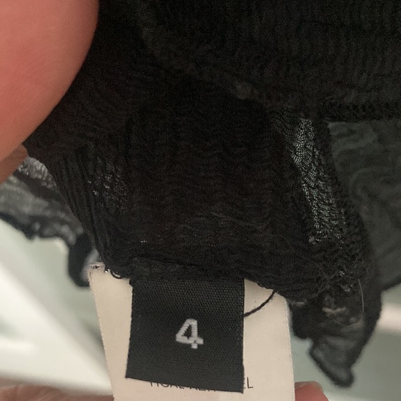 YIGAL AZROUEL black silk taffeta top size 4 - Picture 9 of 10